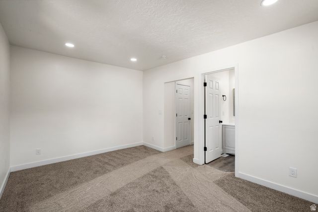 6016 S PAPRIKA CIR, Taylorsville, UT 84129