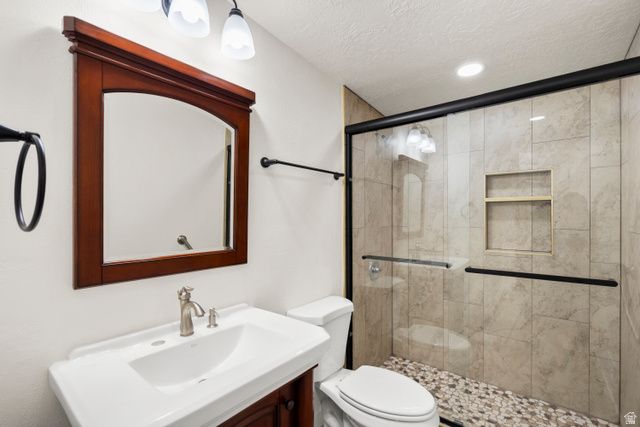 6016 S PAPRIKA CIR, Taylorsville, UT 84129