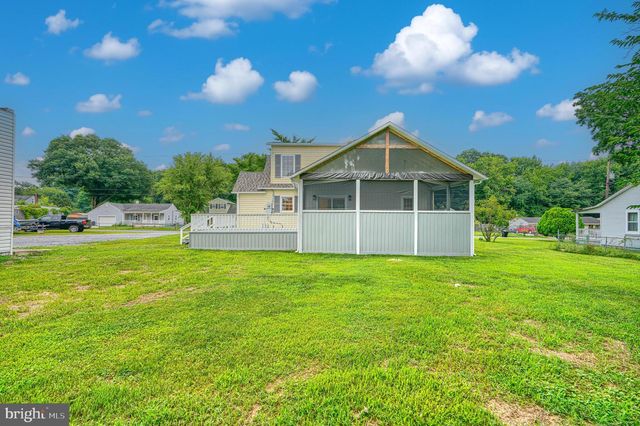 216 WERNER RD, Baltimore, MD 21226