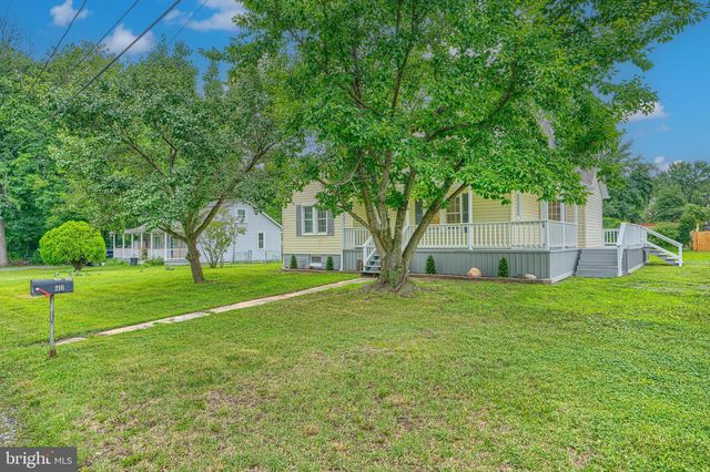 216 WERNER RD, Baltimore, MD 21226
