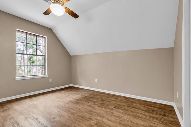 28414 Dobbin Huffsmith Road, Magnolia, TX 77354