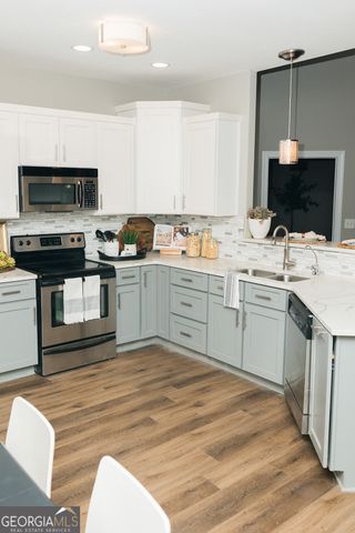 4304 Commonwealth Circle, Newnan, GA 30263