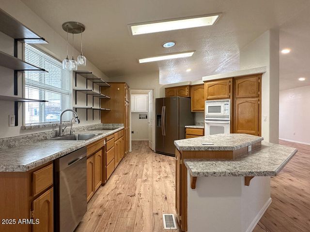 2054 N THORNTON Road 187, Casa Grande, AZ 85122