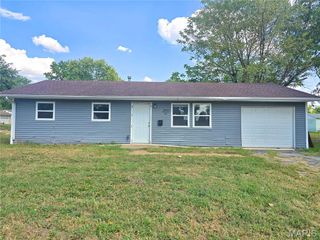 1605 Parklane Drive, Cahokia, IL 62206