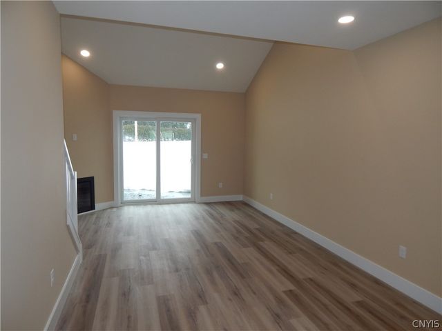 302 Bunker Hill, Syracuse, NY 13207