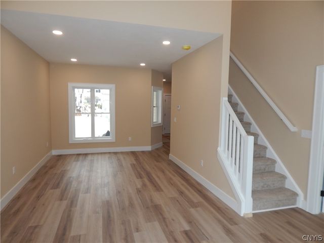 302 Bunker Hill, Syracuse, NY 13207