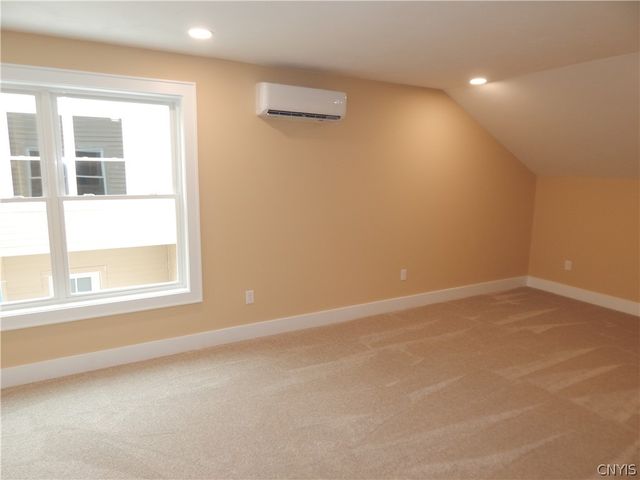 302 Bunker Hill, Syracuse, NY 13207