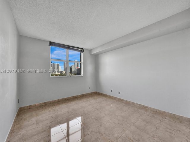 2475 Brickell Ave 804, Miami, FL 33129