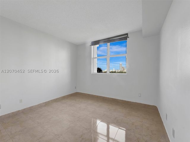 2475 Brickell Ave 804, Miami, FL 33129