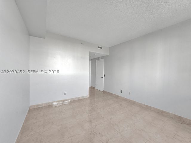 2475 Brickell Ave 804, Miami, FL 33129