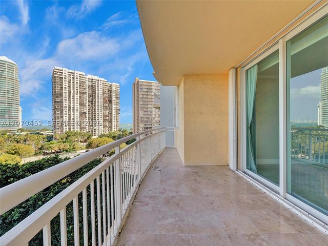 2475 Brickell Ave 804, Miami, FL 33129