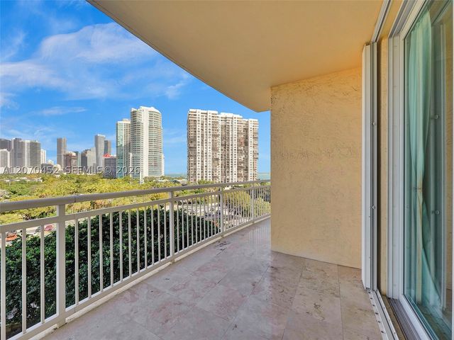 2475 Brickell Ave 804, Miami, FL 33129