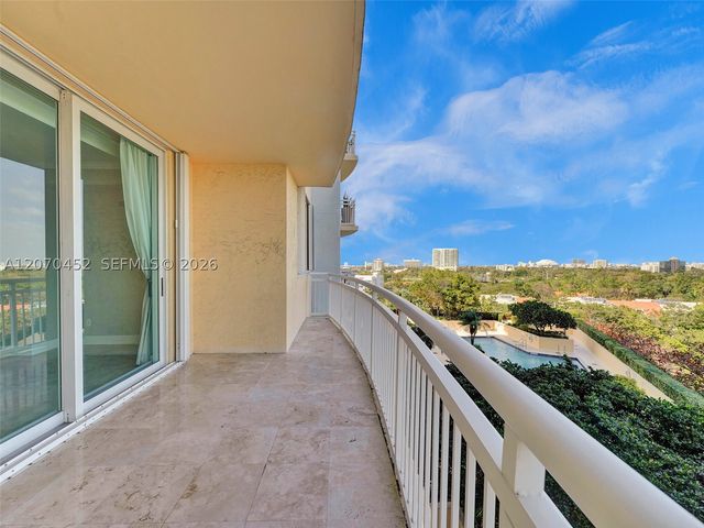 2475 Brickell Ave 804, Miami, FL 33129