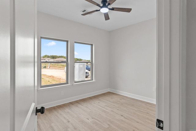 514 Madeleine, Austin, AR 72007