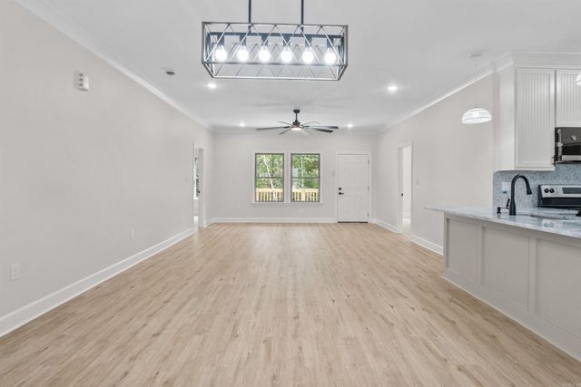 514 Madeleine, Austin, AR 72007