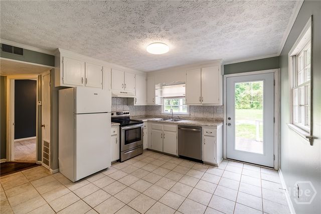 1031 Elder Heights Drive, Bishop, GA 30621