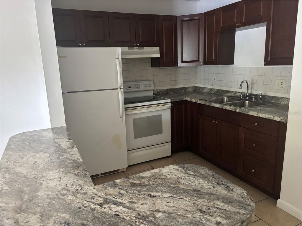 2501 HARN BOULEVARD G9, Clearwater, FL 33764