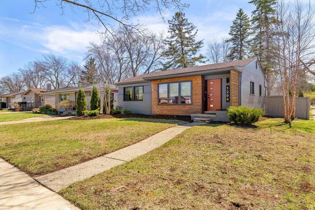 1204 Woodlawn Avenue, Royal Oak, MI 48073