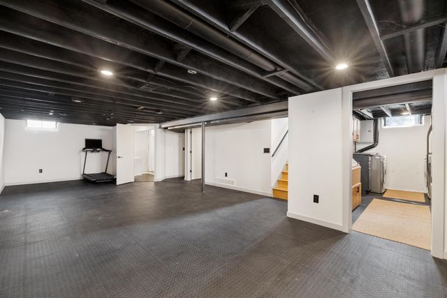 1204 Woodlawn Avenue, Royal Oak, MI 48073