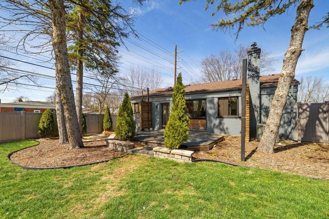 1204 Woodlawn Avenue, Royal Oak, MI 48073
