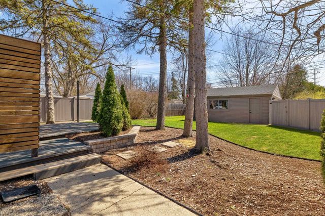 1204 Woodlawn Avenue, Royal Oak, MI 48073