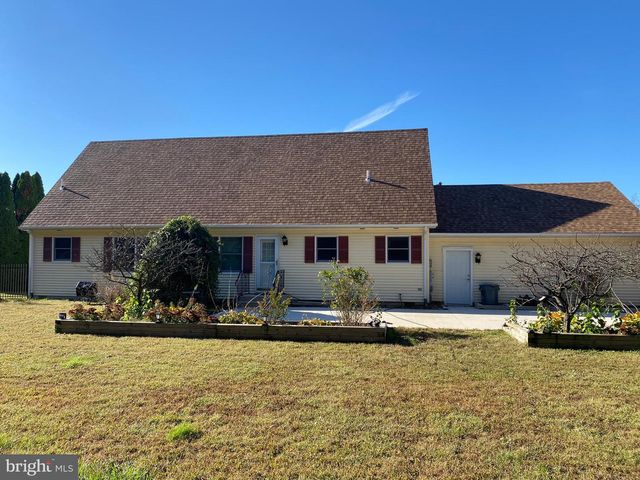 32 NANTICOKE DR, Dover, DE 19904