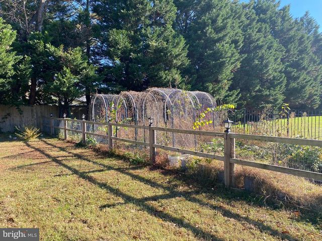 32 NANTICOKE DR, Dover, DE 19904