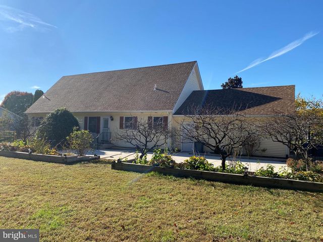 32 NANTICOKE DR, Dover, DE 19904