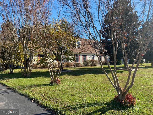32 NANTICOKE DR, Dover, DE 19904