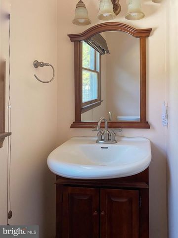 32 NANTICOKE DR, Dover, DE 19904