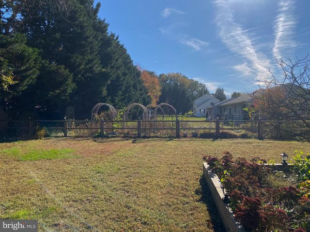 32 NANTICOKE DR, Dover, DE 19904