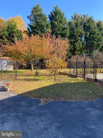 32 NANTICOKE DR, Dover, DE 19904