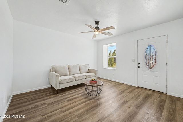 919 N Alder Avenue, Tucson, AZ 85705