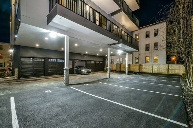 87 Parker St 402, Chelsea, MA 02150