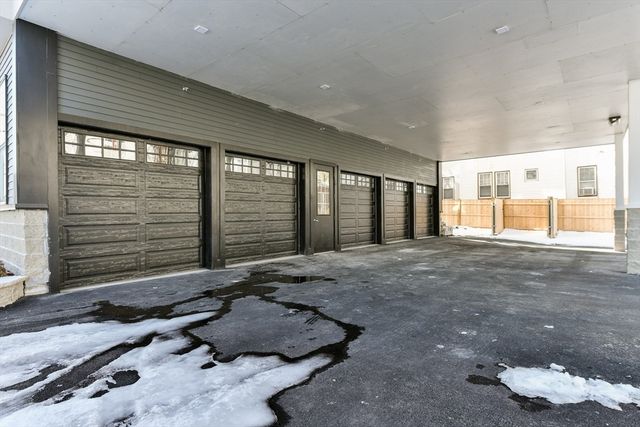 87 Parker St 402, Chelsea, MA 02150