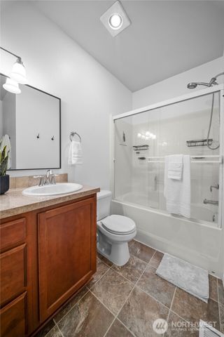 1404 77th Trail SE, Tumwater, WA 98501