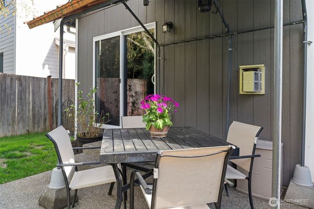 1404 77th Trail SE, Tumwater, WA 98501