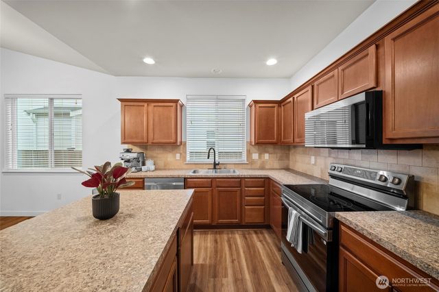 1404 77th Trail SE, Tumwater, WA 98501