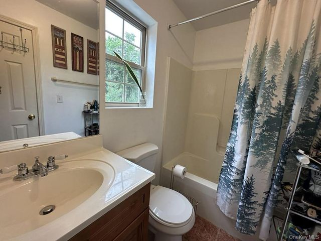 556 Airport Road, Swan Lake, NY 12783