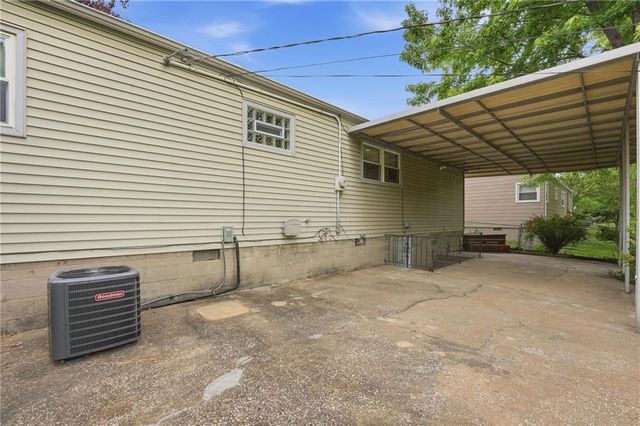 8145 Walmer Street, Overland Park, KS 66204