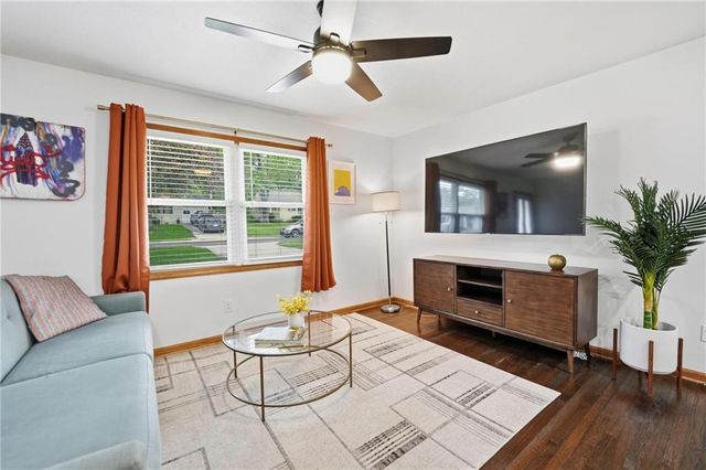 8145 Walmer Street, Overland Park, KS 66204