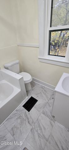 22 Summer Street, Gloversville, NY 12078