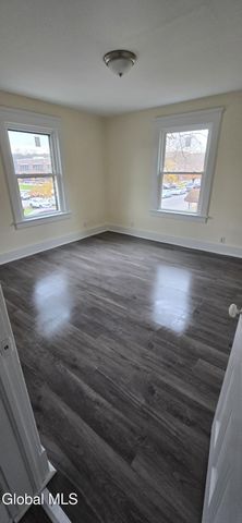 22 Summer Street, Gloversville, NY 12078