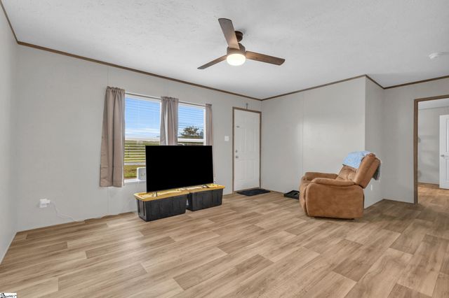 112 Burdette Road, Iva, SC 29655