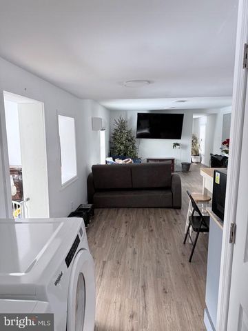 6315 HAMS FORD RD, Spotsylvania, VA 22551