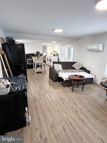 6315 HAMS FORD RD, Spotsylvania, VA 22551