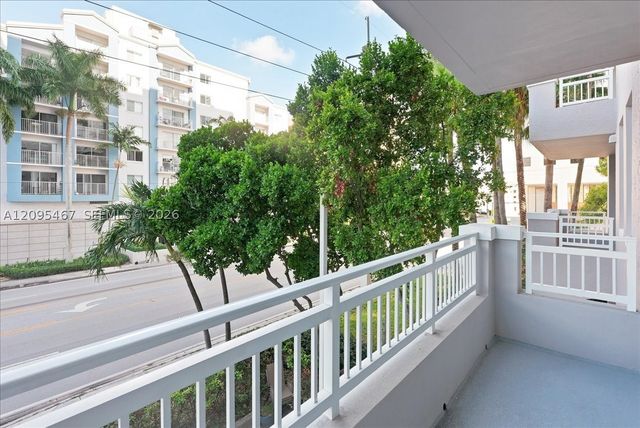 2665 SW 37th Ave 211, Miami, FL 33133