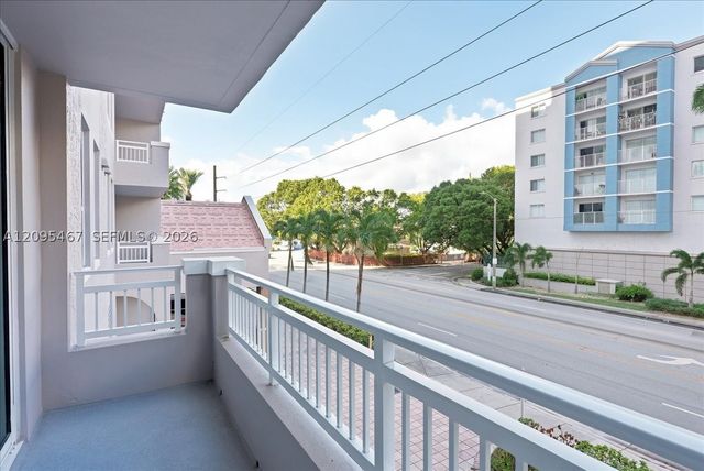 2665 SW 37th Ave 211, Miami, FL 33133