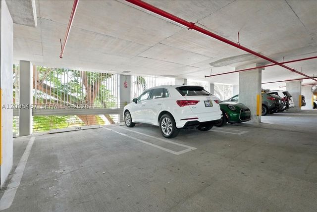 2665 SW 37th Ave 211, Miami, FL 33133