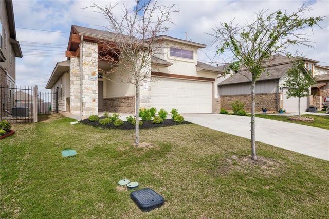 128 Shearwater LN, Leander, TX 78641